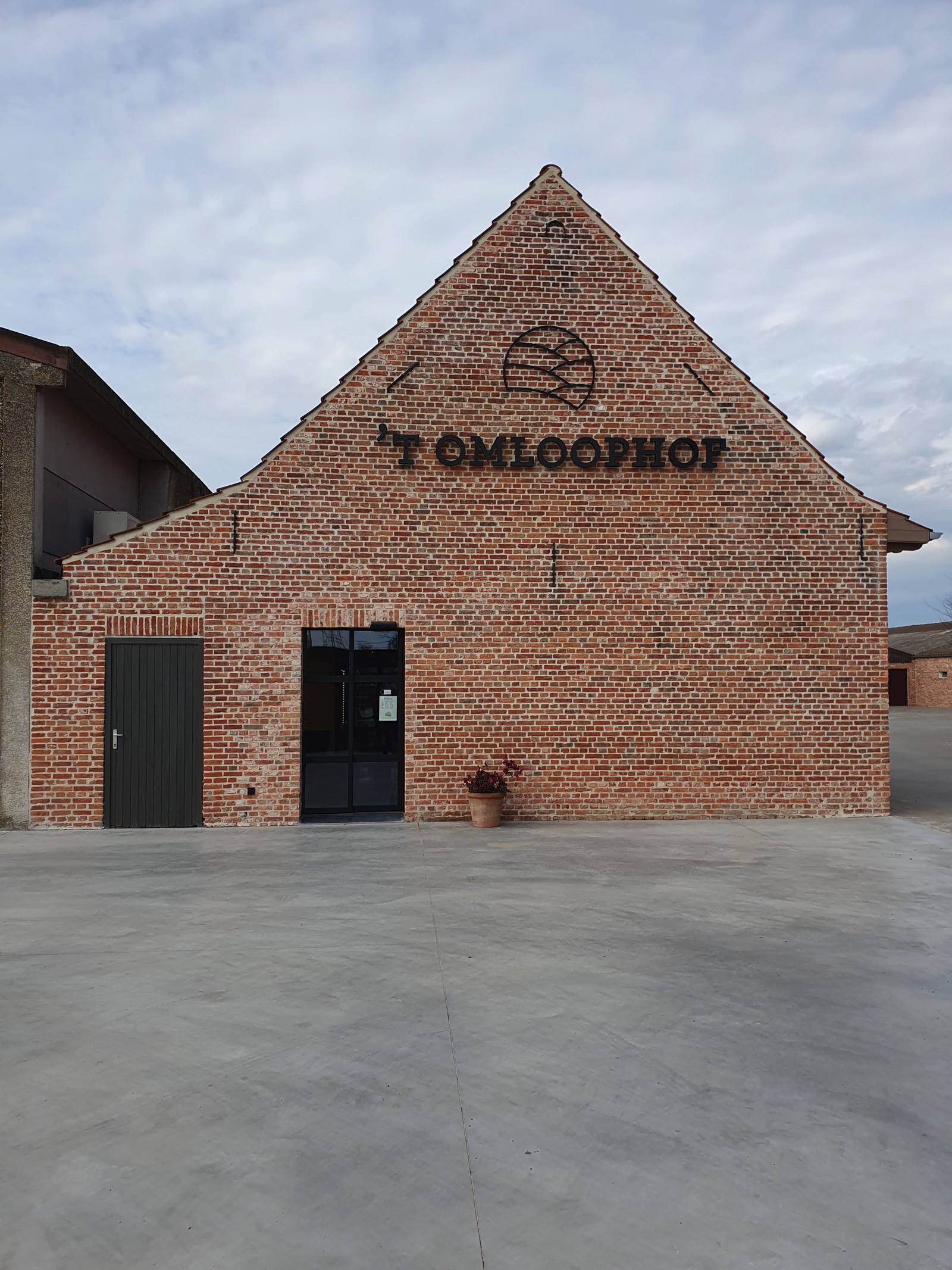 Hoevewinkel-Omloophof-Brielen Hoevewinkel-Omloophof-Brielen